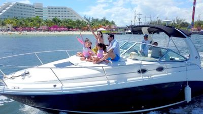 Photo of ☀️Beautiful 33” Yacht for Charter in Cancun☀️