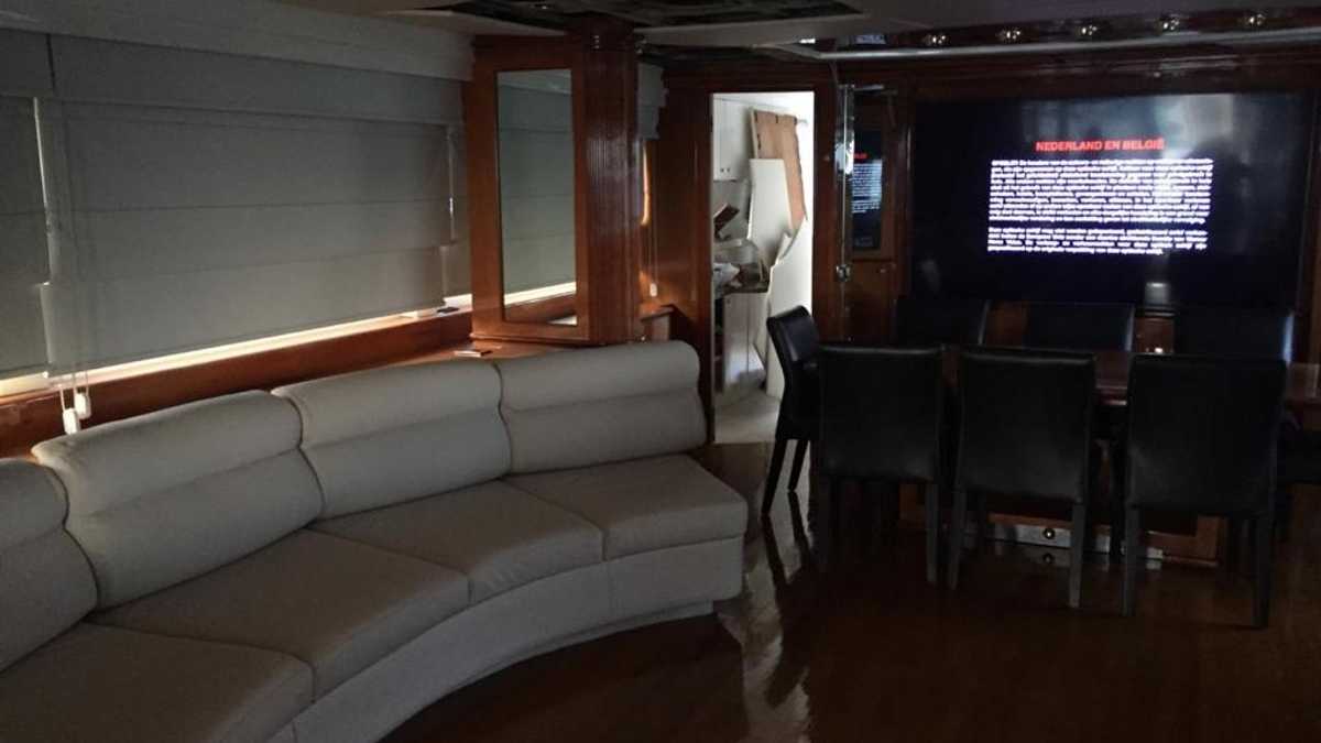 Listing photo yOrsGV321K-7NAPnByuGG 7/15