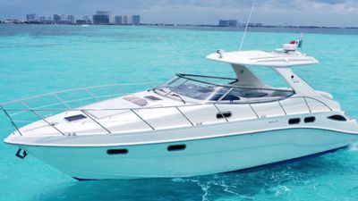 Photo of ☀️ Incredible 43 ft Sealine Yacht Available for Rent in Cancun 🛥️