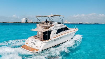 Photo of 52’ SEA RAY  For Charter In Cancun