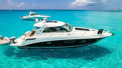 Photo of SEA RAY 50 Yacht Charter in Miami