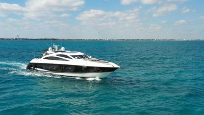 Photo of Sunseeker 82 Ft  For charter In Cancun