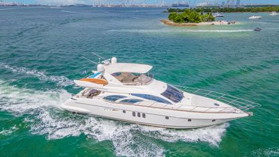 Photo of 62’ Azimut Fly for rent in Miami ⭐️⭐️⭐️⭐️⭐️
