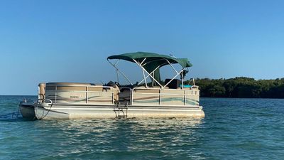 Photo of 😍RENT THIS PONTOON IN MIAMI😍