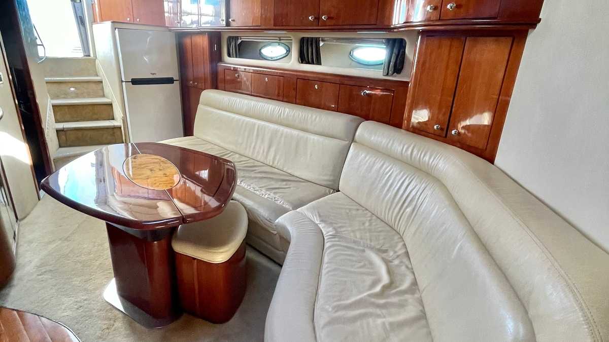 Listing photo kDlC7G7-JB9VnAW9wSW0g 9/15