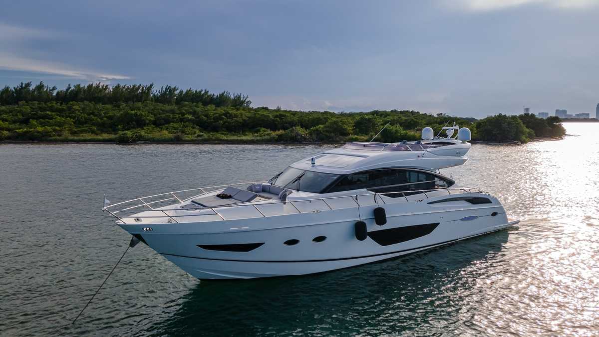 Listing photo -0-Tg-bUsLk3-y8_7lRCT 2/10