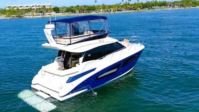 Photo of Regal Fly 42 Flybridge Motor Yacht in Miami, Florida