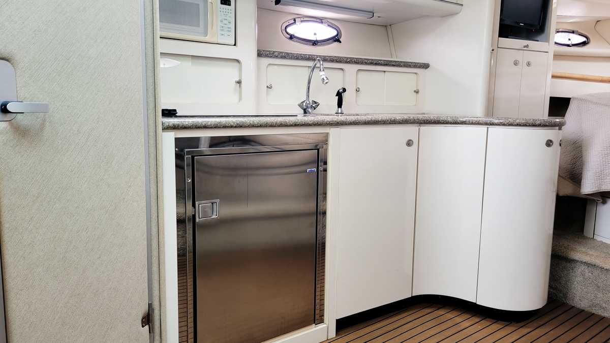 Listing photo JIfMEo8r0_5_zDlhdQ-nu 8/14