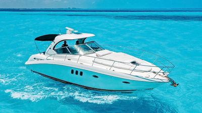 Photo of 41’ Sea Ray  For Rent In Cancun