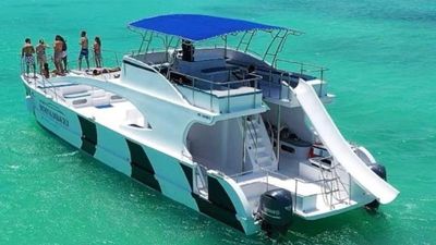 Photo of Amazing Luxury Cruise Rented by owner🥳 Birthday-Bachelorette-wedding and more 