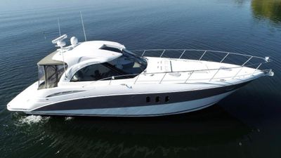 Photo of 42' Luxury Cruisers Yacht Rental in Toronto