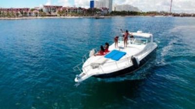 Photo of SEA RAY 46" for rent in Cancun