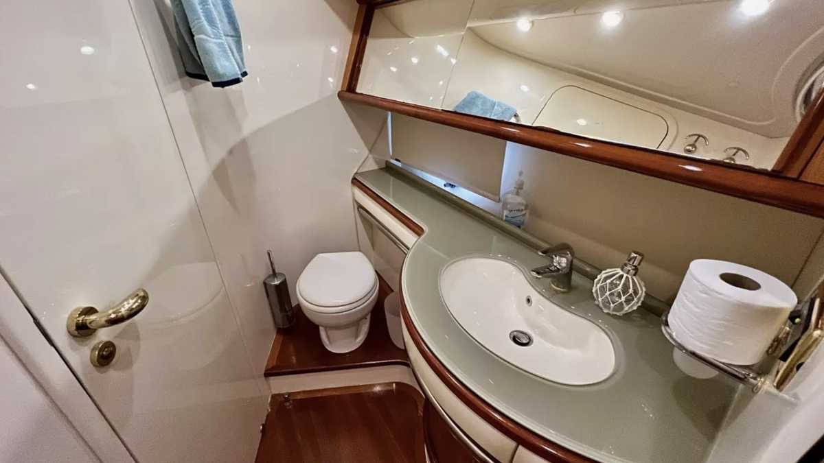 Listing photo wI3h_Z16wxGBwXQzF7b85 6/15