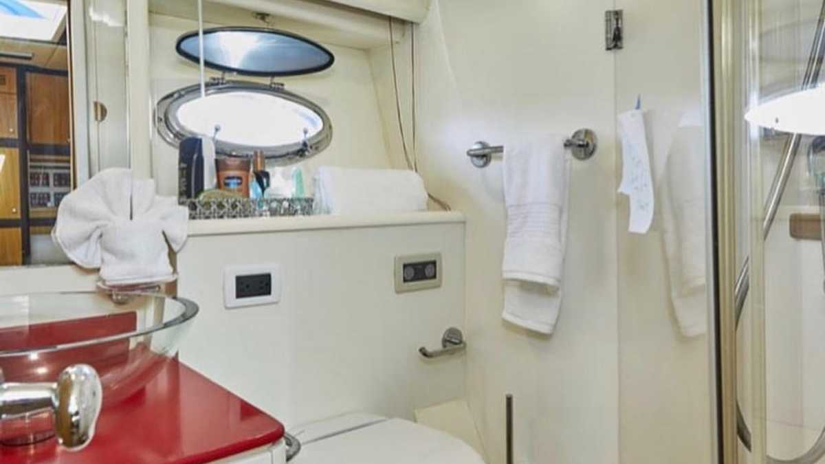 Listing photo gFBt8t3AEodr7Gu1Vck7K 11/16