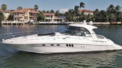 Photo of 52 Sea Ray SUNDANCER Yacht for Rent in Miami